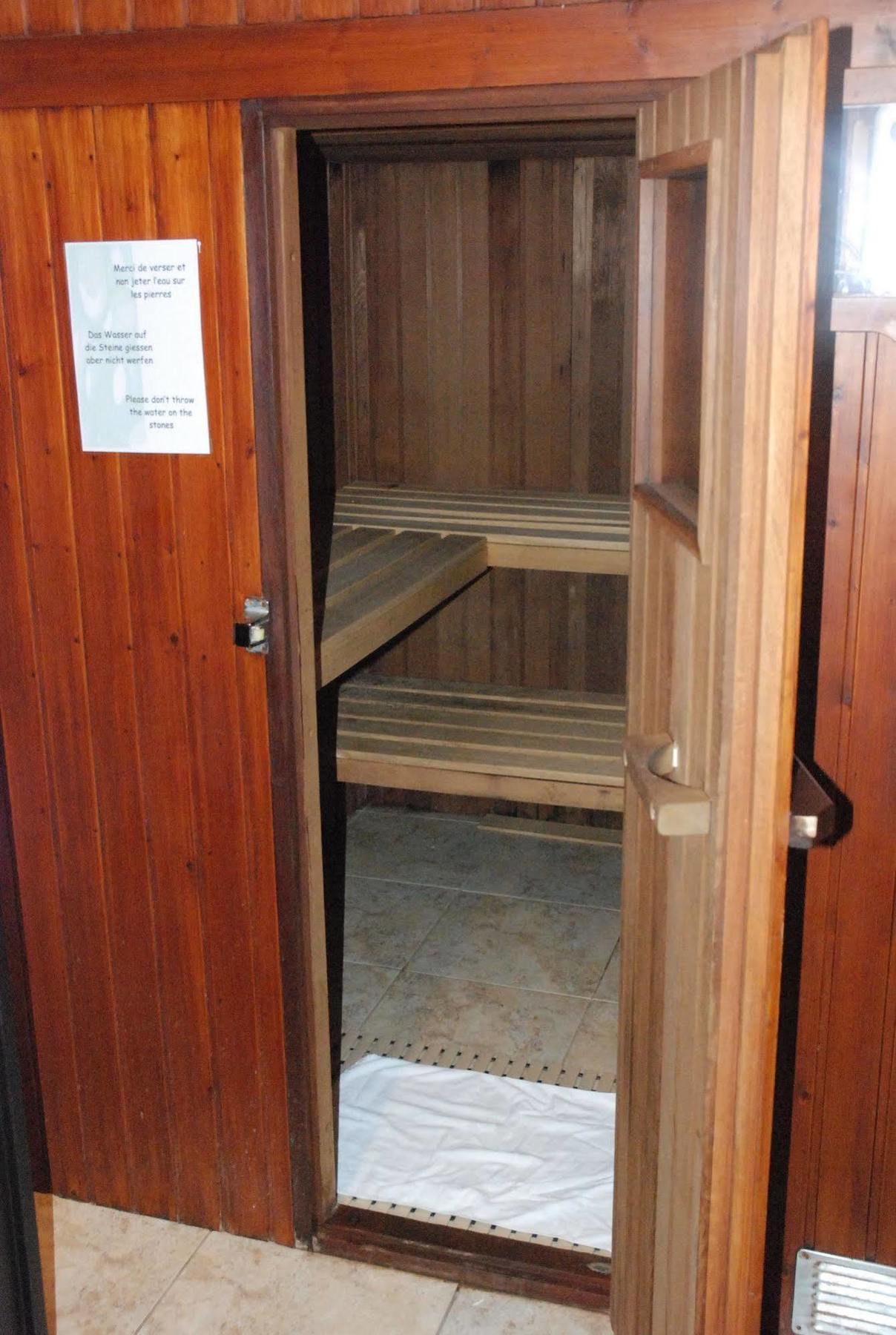 Hotel Le Olenevka Ngoại thất bức ảnh